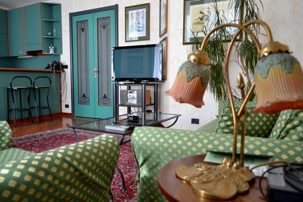 Jecna Aparthotel 4*